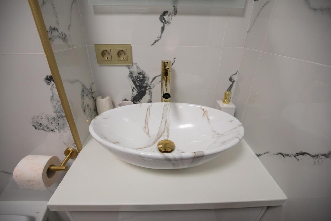 Apartament Gold Tîrgu Ocna Extérieur photo